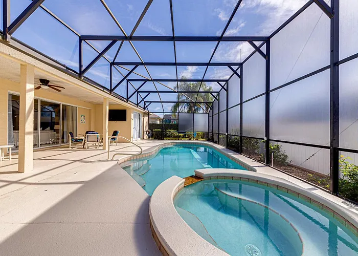 #410-Beautiful 4 Bed South Facing Pool Property With Spa And Bbq Grill